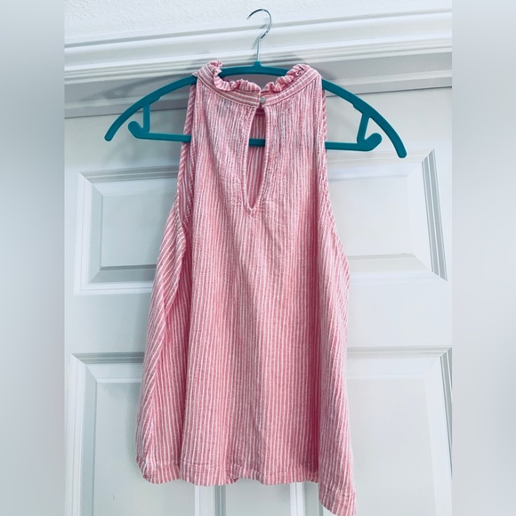 CLEARANCE Adorable Sleeveless Summer Top Universal Thread - Picture 3 of 6